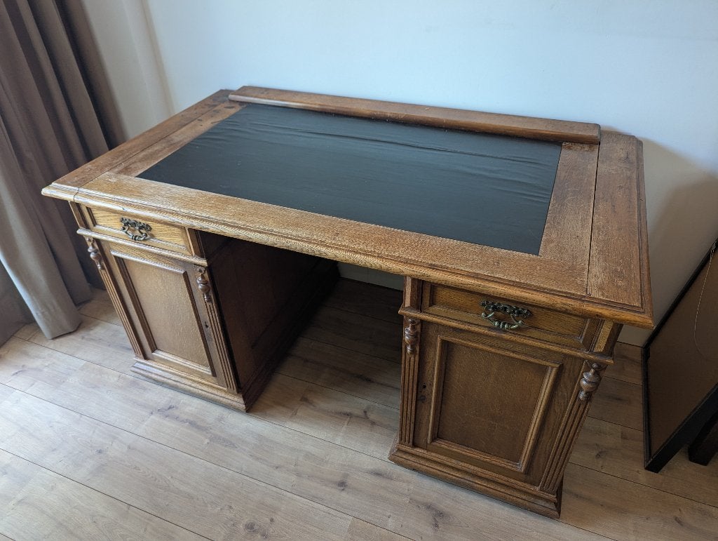 antiek eikenhout bureau, Ophalen