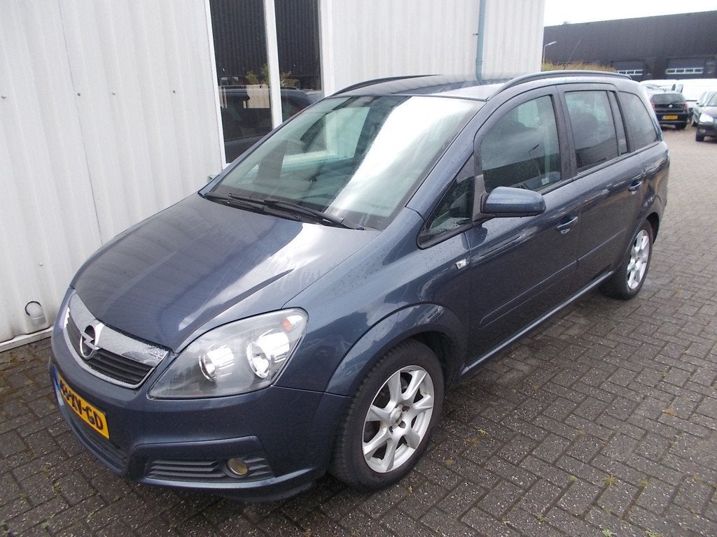 Opel Zafira 2.2 Business ( APK KEURING BIJ AFLEVERING! ), Auto's, Opel, Voorwielaandrijving, Stof, Gebruikt, 150 pk