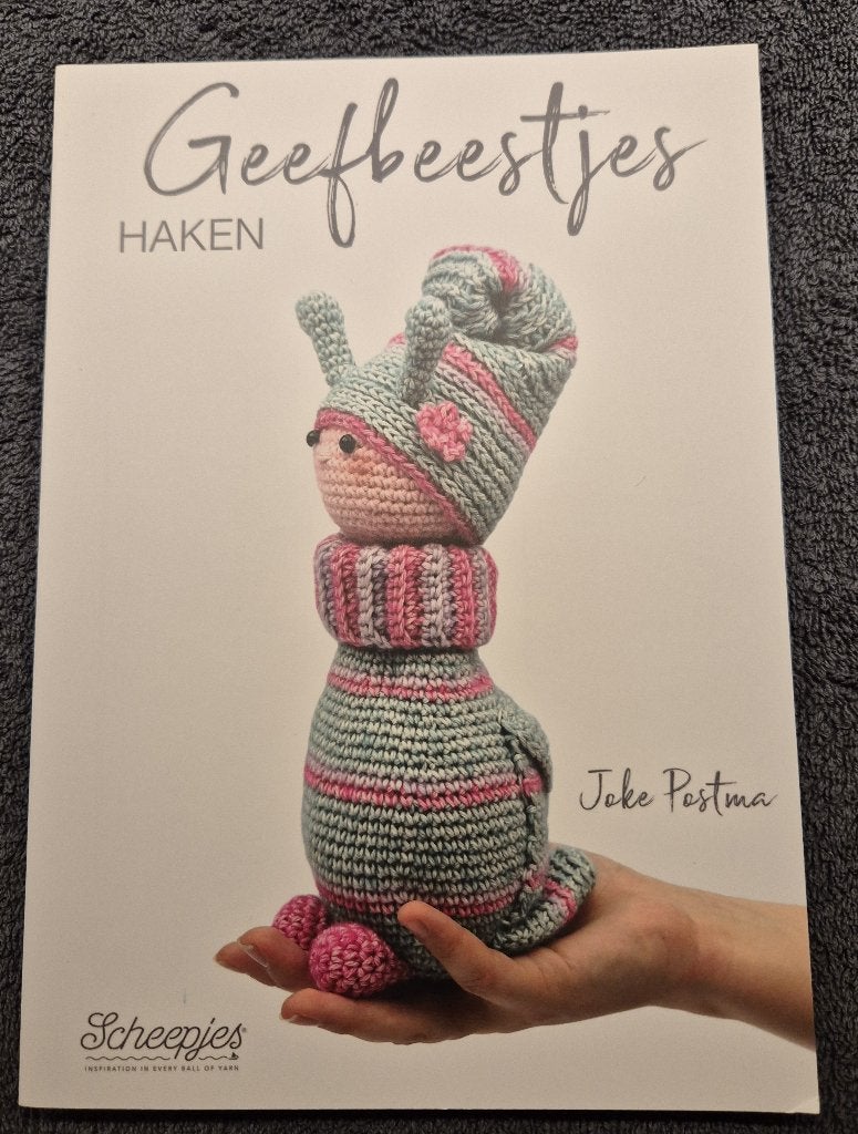 Geefbeestjes haken - Joke postma, Hobby en Vrije tijd, Breien en Haken, Ophalen of Verzenden, Nieuw, Haken, Patroon of Boek