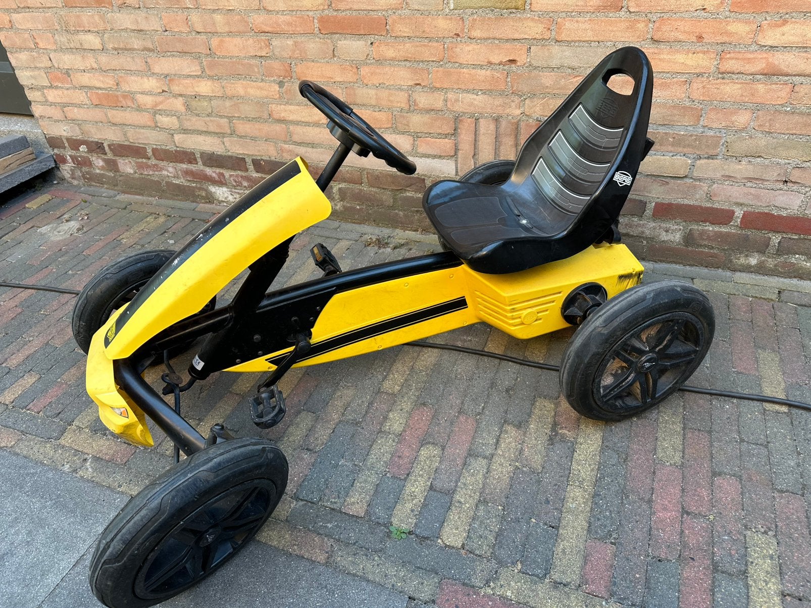 Skelter van Berg -geel zwart, Kinderen en Baby's, Speelgoed | Buiten | Skelters, Ophalen, Gebruikt, Berg