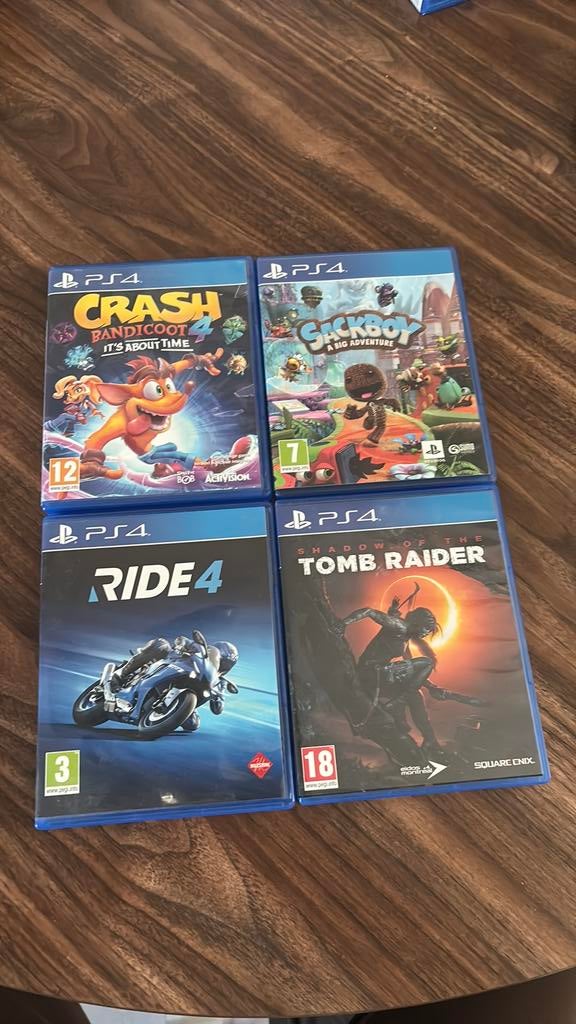 4 playstation 4 spelletjes, gebruikt, nog in goeie staat, Spelcomputers en Games, 1 speler, Ophalen, Zo goed als nieuw, Vanaf 3 jaar