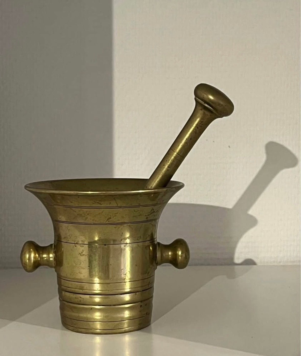 Antieke bronzen vijzel met stamper, Ophalen of Verzenden