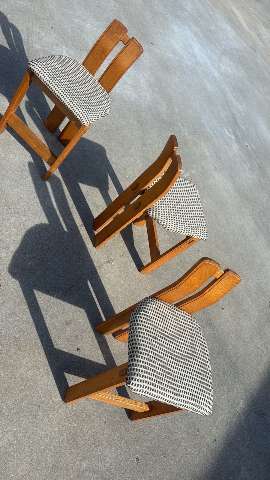 3 brutalist bar kruk, 1 kruk, Ophalen, Zo goed als nieuw, 60 tot 90 cm