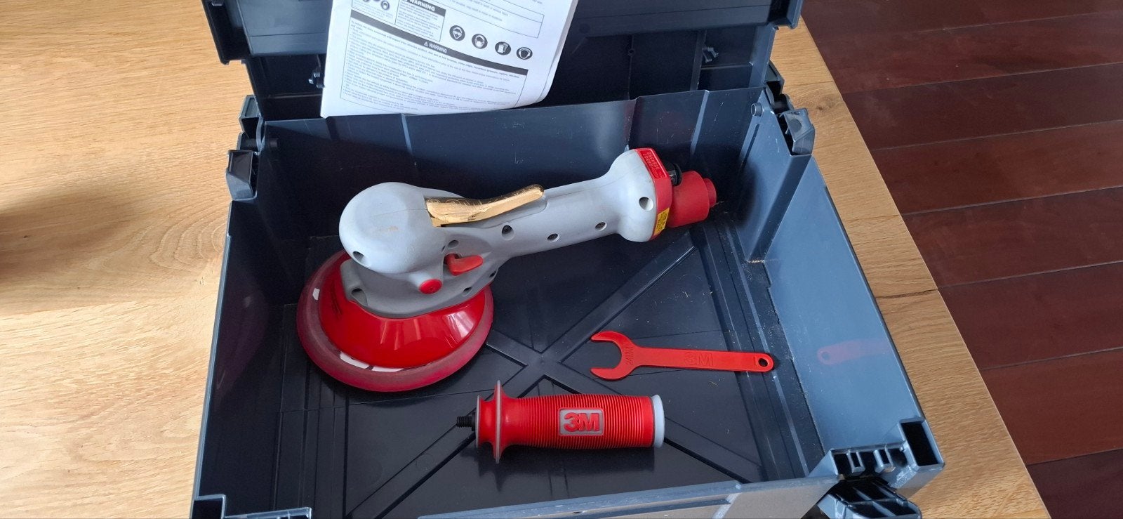 3M SCHUURMACHINE 150MM PNEUMATISCH Half uurtje gebruikt, Doe-het-zelf en Verbouw, Gereedschap | Schuurmachines, Zo goed als nieuw