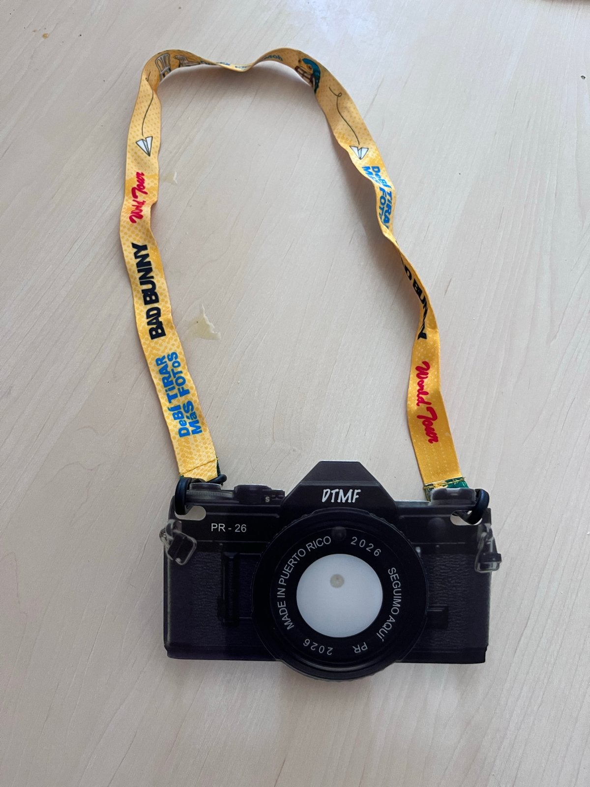 Bad Bunny wegwerpcamera - Düsseldorf concert 20 juni, Ophalen of Verzenden, Nieuw, Compact, Overige Merken