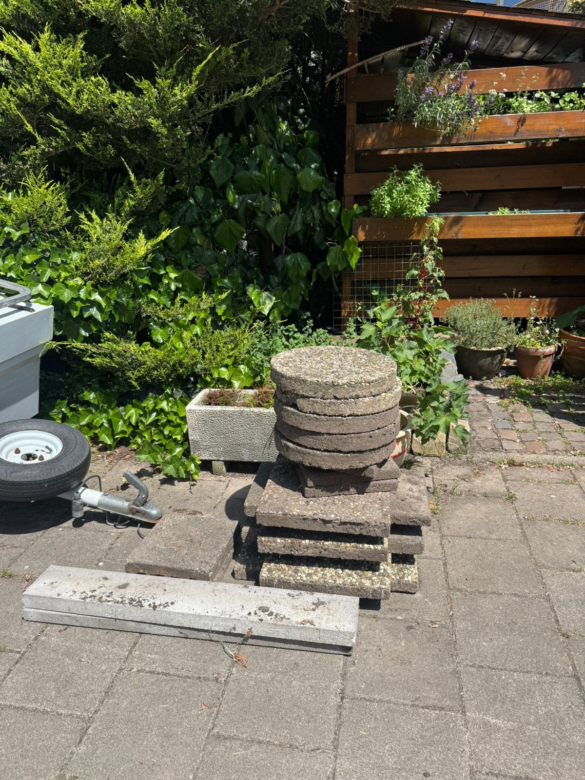 Gratis tegels, Tuin en Terras, Tegels en Klinkers, Ophalen, Gebruikt, Beton, Terrastegels