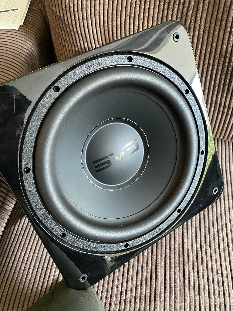 SVS SB-1000 Pro actieve subwoofer – Piano Gloss Black, Subwoofer, Verzenden, Zo goed als nieuw, Inclusief kabels