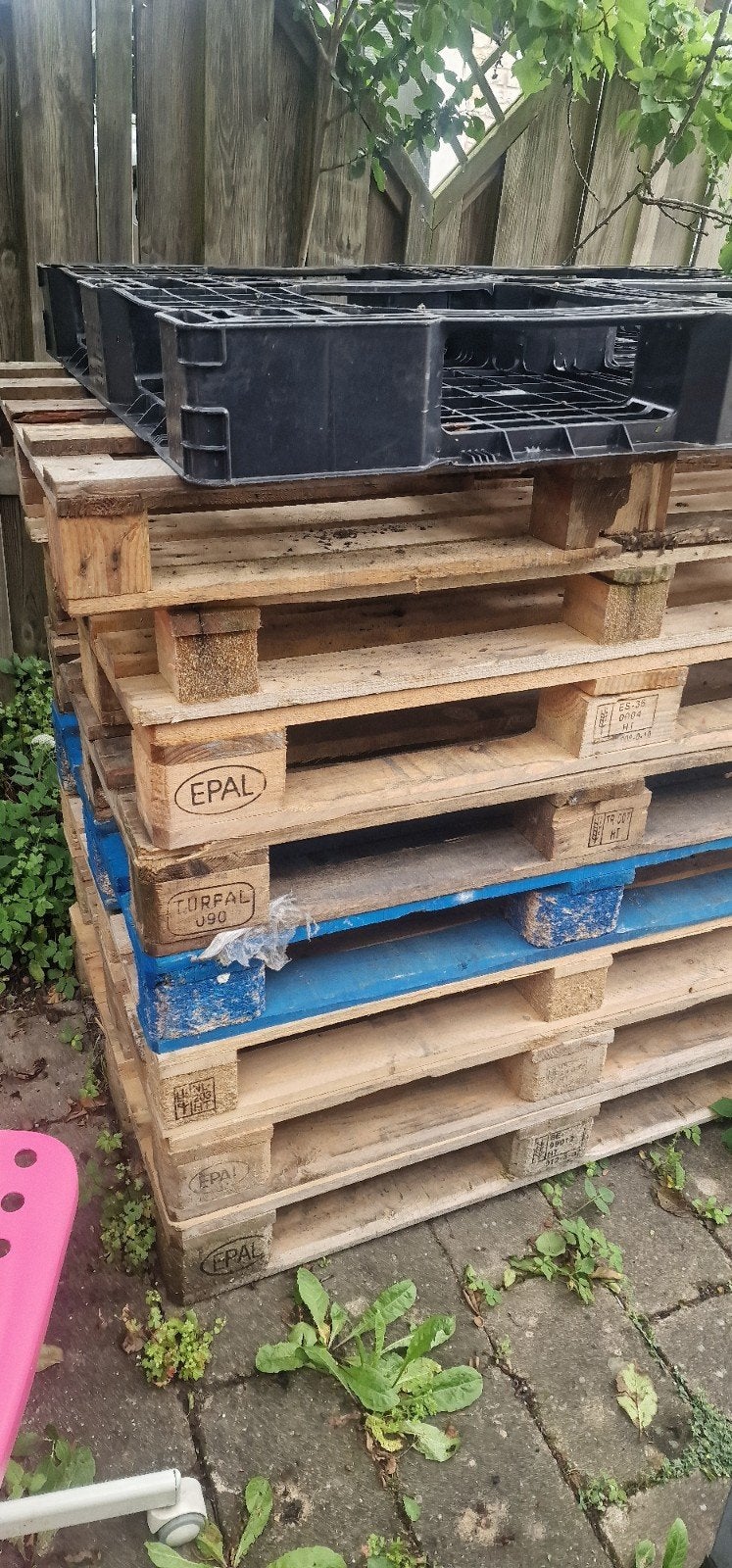 Gebruikte Euro Pallets - Meer dan 22 stuks beschikbaar, Doe-het-zelf en Verbouw, Hout en Planken, Gebruikt, Minder dan 25 mm, Ophalen of Verzenden