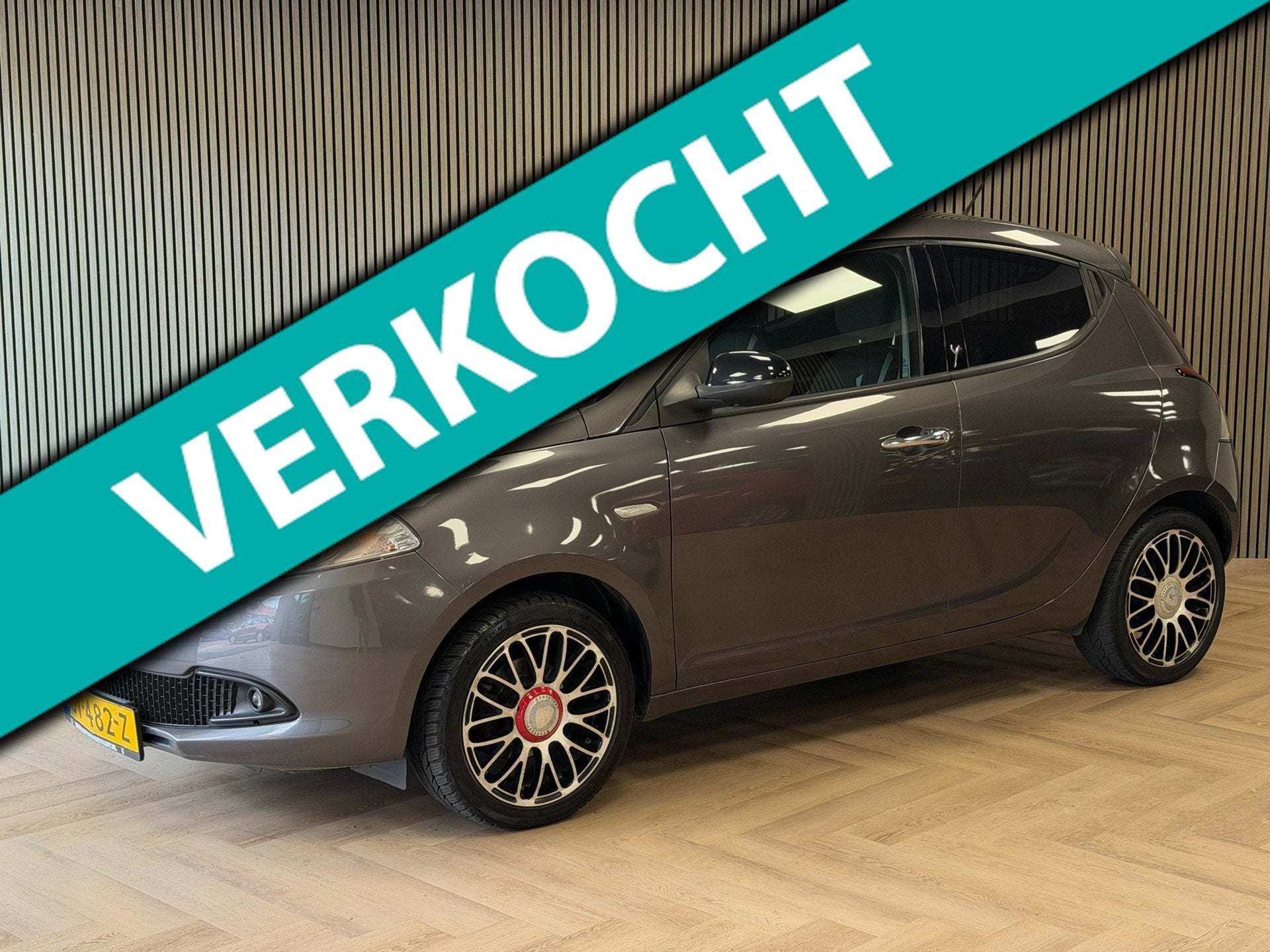 Lancia Ypsilon 1.2 Platinum AIRCO PDC ELEKTR. RAMEN START/ST, Auto's, Voorwielaandrijving, Euro 5, Stof, Gebruikt