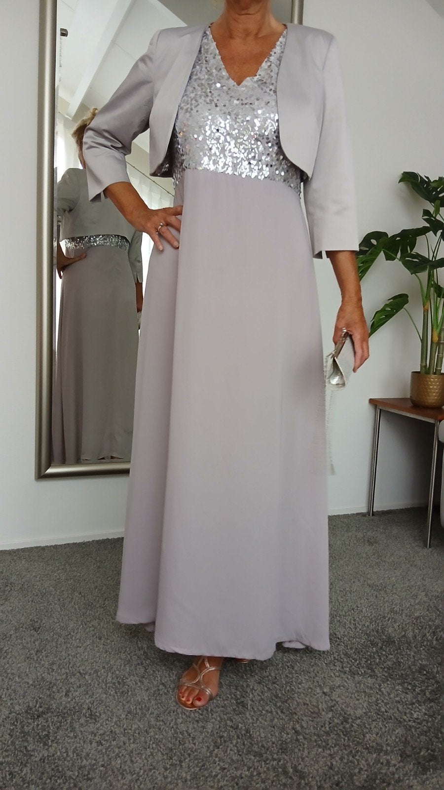 Elegante Galajurk  maat 44 eventueel m.Bolero, Galajurk, Maat 42/44 (L), Ophalen of Verzenden, Grijs