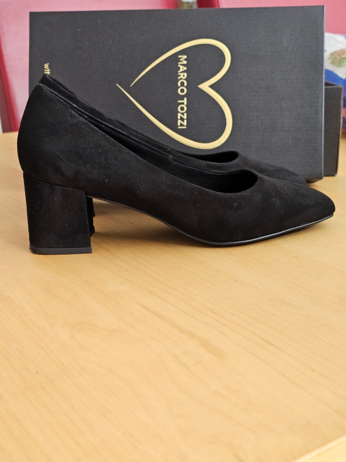 Nieuwe Marco Tozzi pumps zwart maat 39, Kleding | Dames, Schoenen, Ophalen of Verzenden, Zo goed als nieuw, Zwart