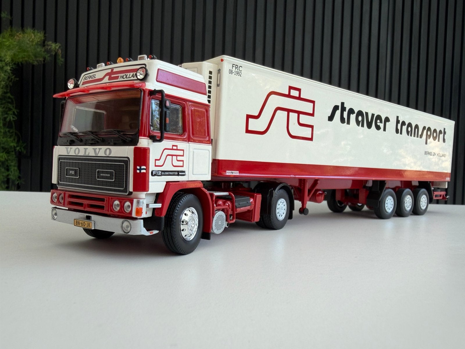 Tekno Volvo F Straver Transport, Ophalen of Verzenden, Zo goed als nieuw, Bus of Vrachtwagen, Tekno