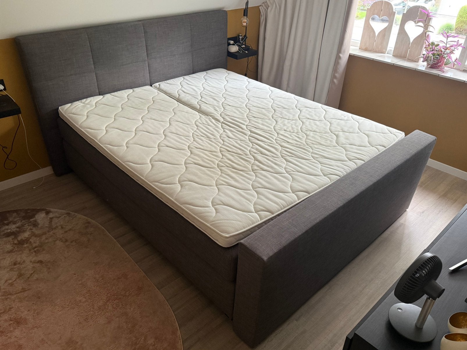 Karlsson boxspring 180x210 met Avek topper, Ophalen, Gebruikt, 210 cm, Tweepersoons