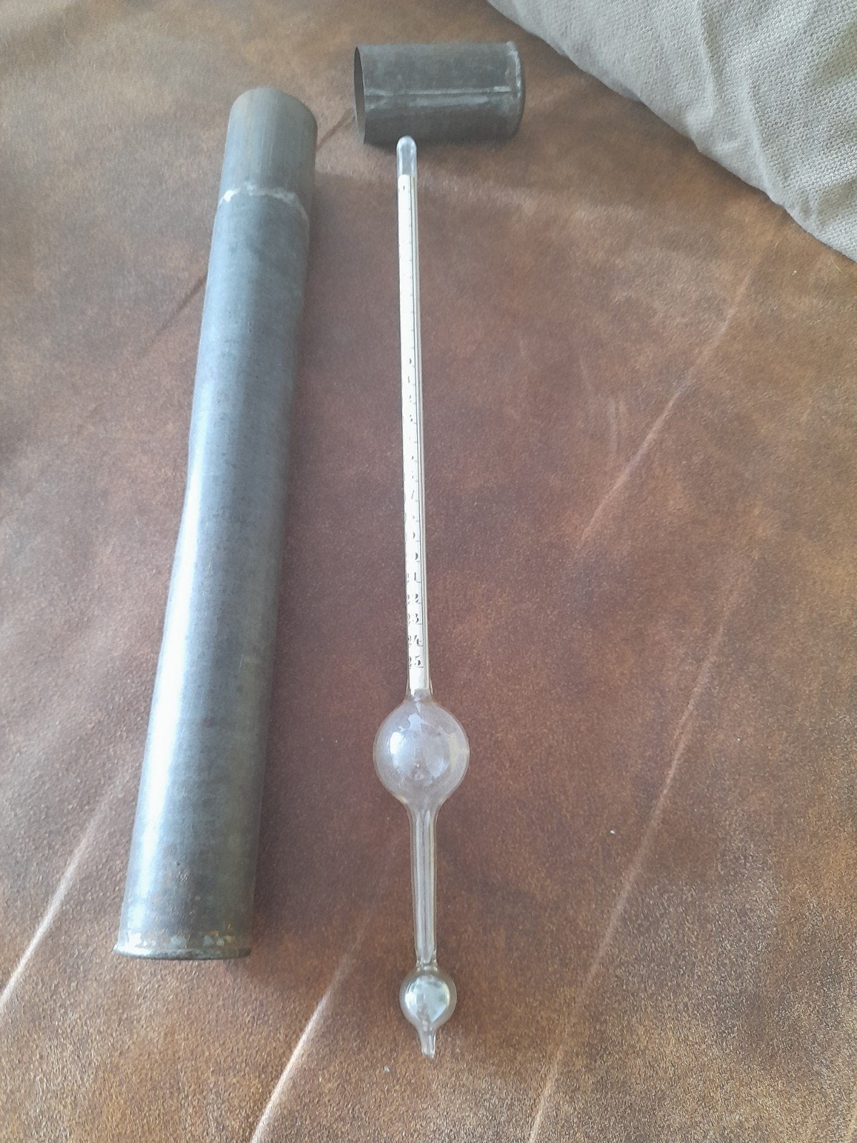 Vintage Hydrometer met Metalen Koker - Antiek Meetinstrument, Ophalen of Verzenden