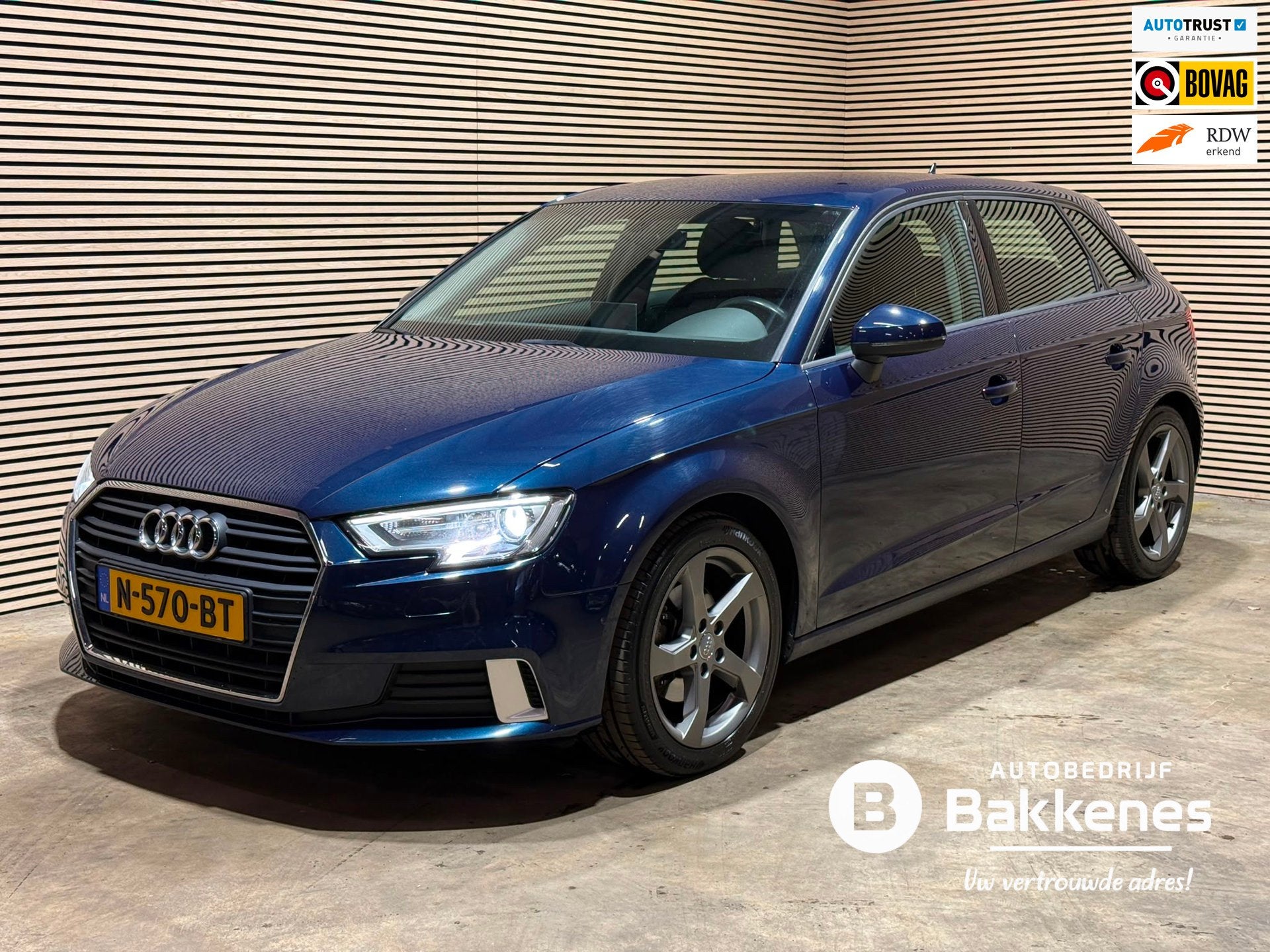 Audi A3 Sportback 1.5 TFSI CoD Sport | Carplay | Automaat |, Auto's, Stof, Euro 6, 4 cilinders, Blauw