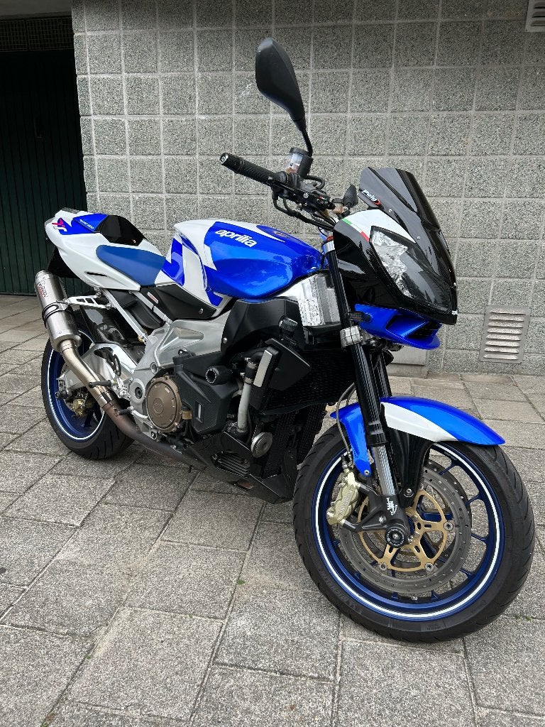 Aprilia Tuono 1000R V2, 2 cilinders, Sportuitlaat, Gebruikt, Particulier