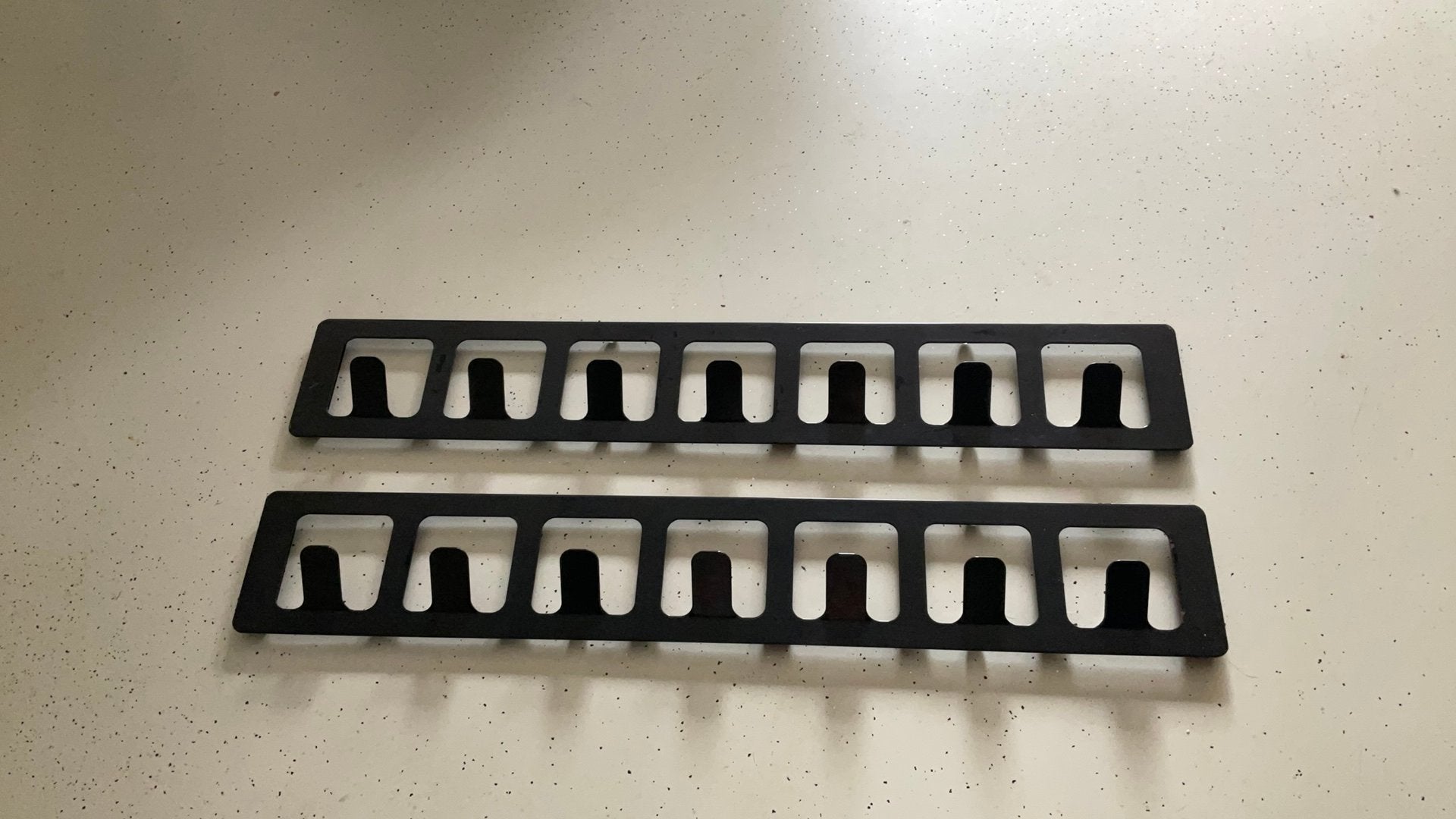 Kapstok, zwart, ijzer, 7 haakjes 2 x, Zo goed als nieuw, Minder dan 100 cm, Metaal, Ophalen