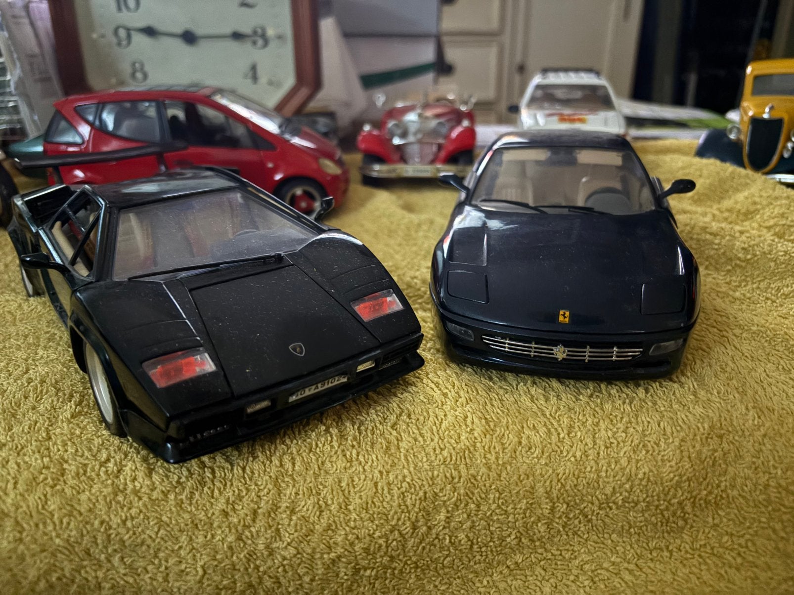 2  stuks !   Ferrari en Lamborghini !   Burago, Ophalen of Verzenden, Zo goed als nieuw, Bburago