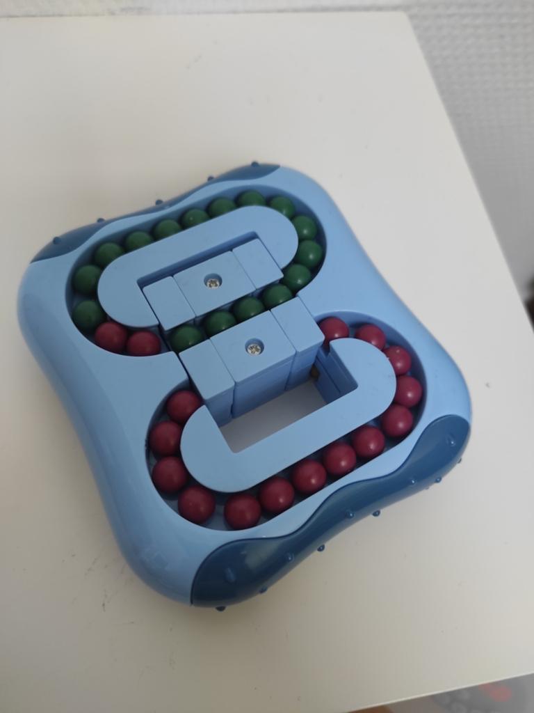 Uniek Schuifpuzzel Spel met Ballen, Ophalen of Verzenden, Gebruikt, Overige typen