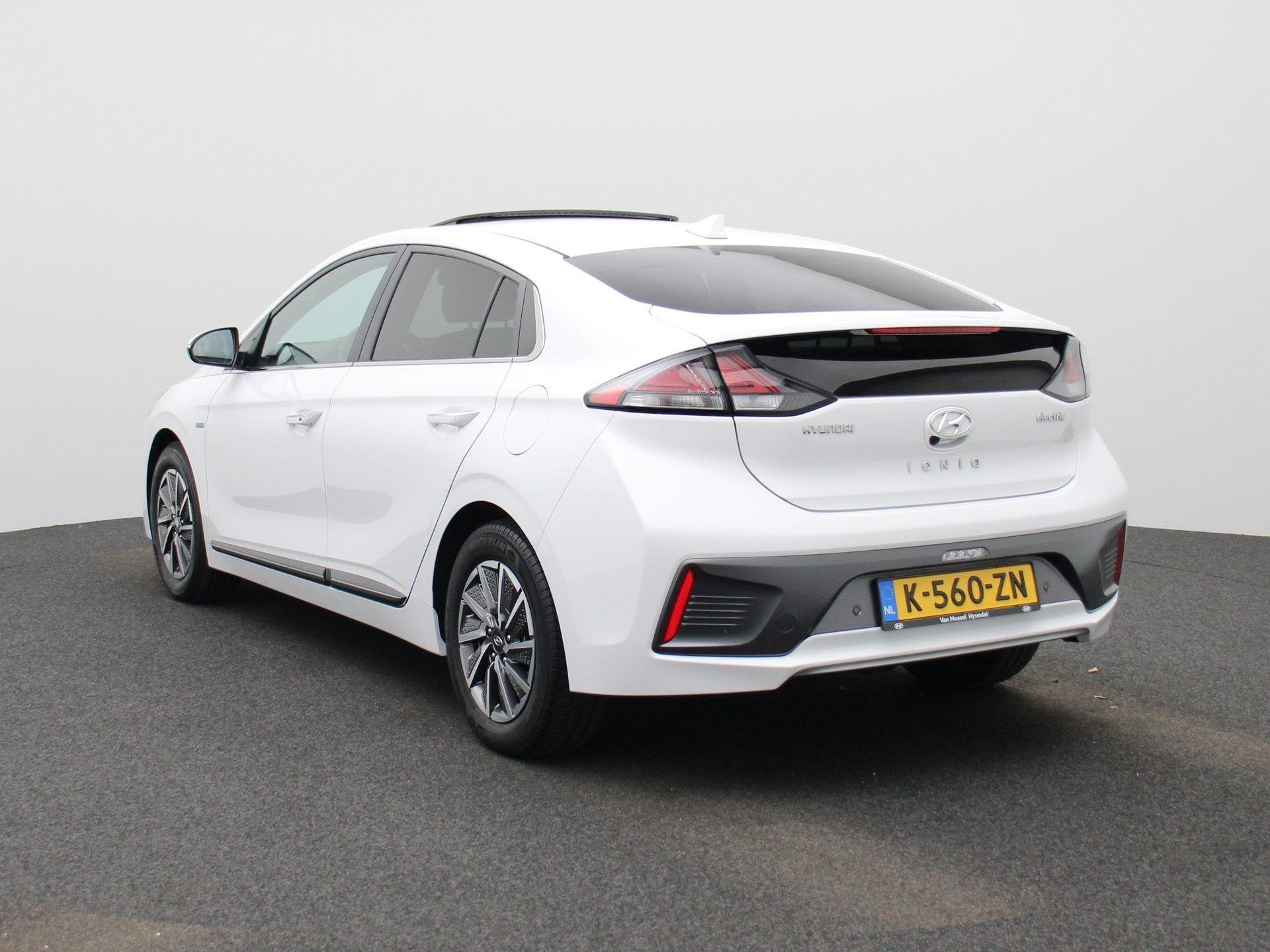 Hyundai IONIQ Premium EV 38 kWh | Achteruitrijcamera | Stoel, Auto's, Gebruikt, Wit, Origineel Nederlands, IONIQ