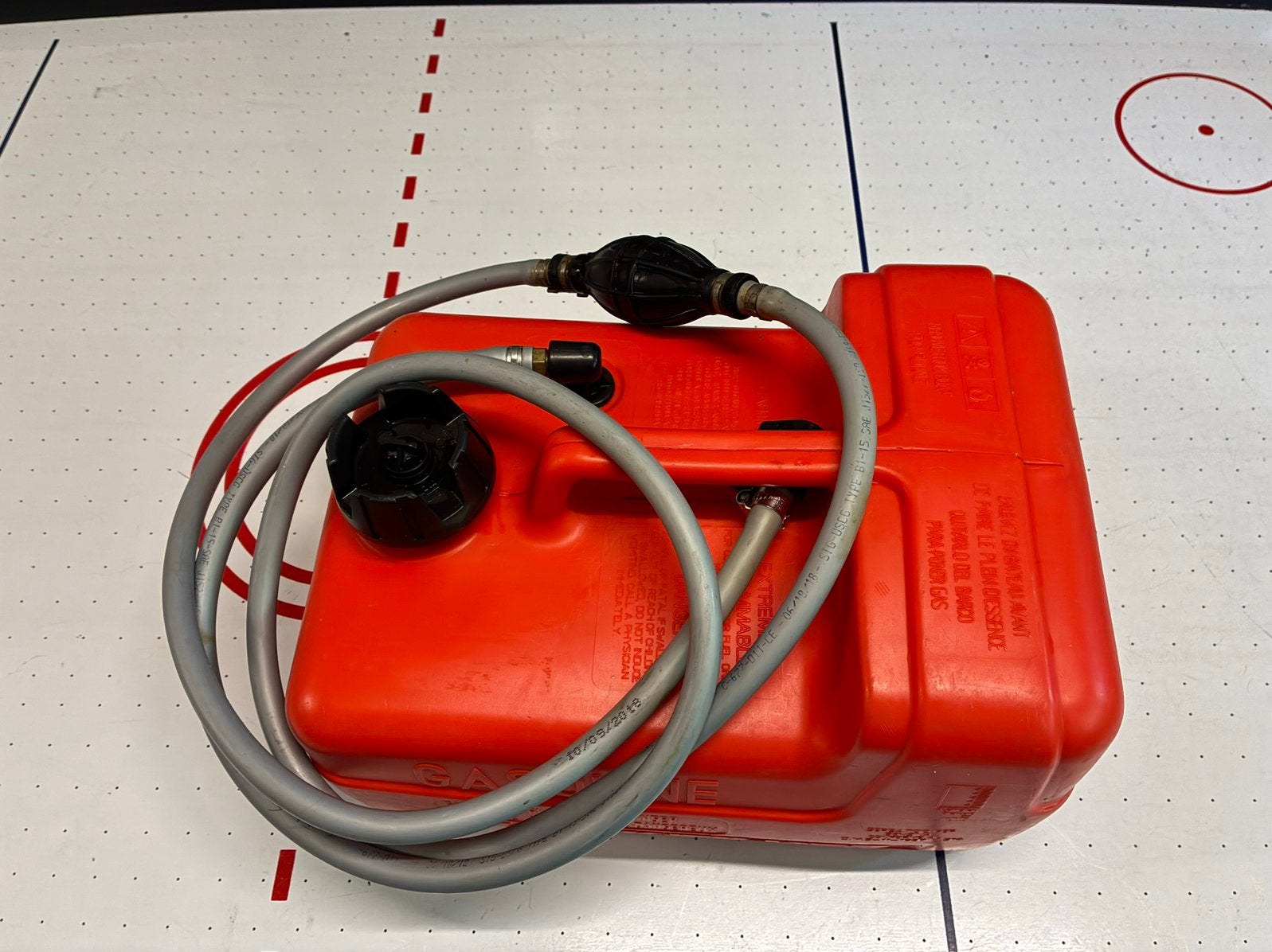 Quicksilver brandstoftank / benzinetank 12L, Ophalen of Verzenden, Zo goed als nieuw, Motor en Techniek, Zeilboot of Motorboot