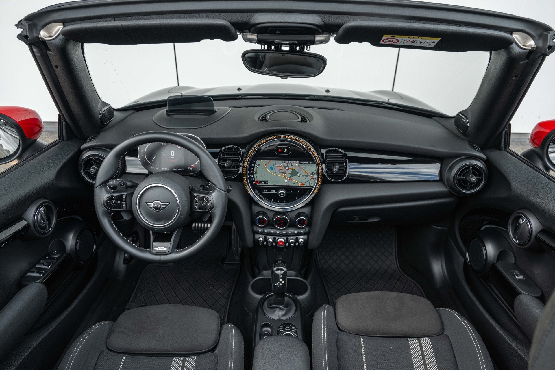 MINI Cabrio John Cooper Works Automaat / Achteruitrijcamera, 1998 cc, Gebruikt, 4 stoelen, 14 km/l