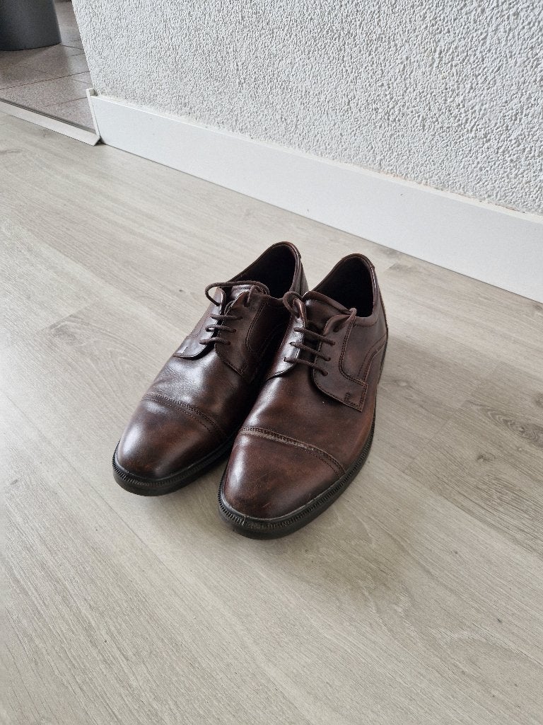 Herenschoenen, Ecco, Bruin, Ophalen of Verzenden, Zo goed als nieuw