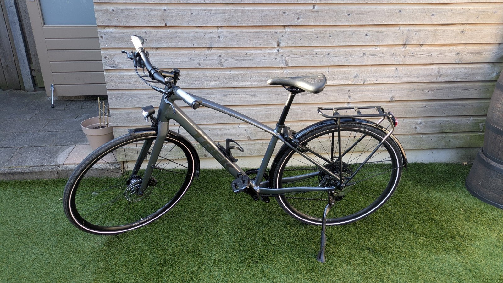 Trek FX 3 Equipped, Hybride / fitness fiets, 28 inch, 10 tot 15 versnellingen, Zo goed als nieuw, Schijfrem