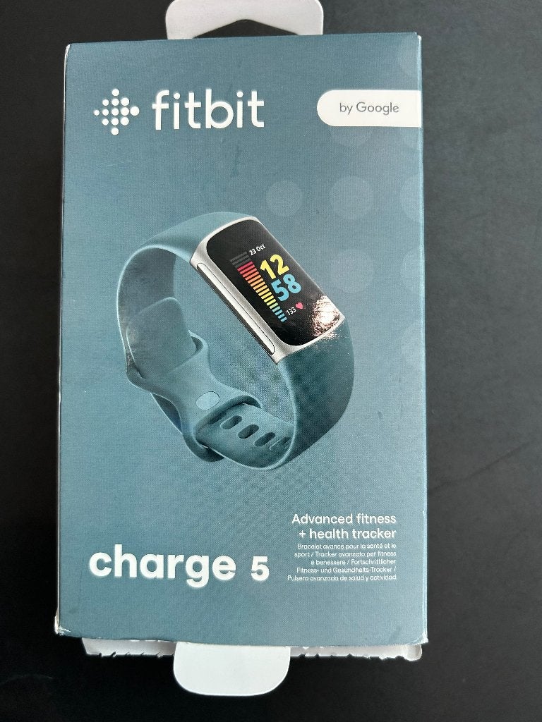 Fitbit Charge 5 z.g.a.n., Ophalen, Blauw, Zo goed als nieuw, Fitbit