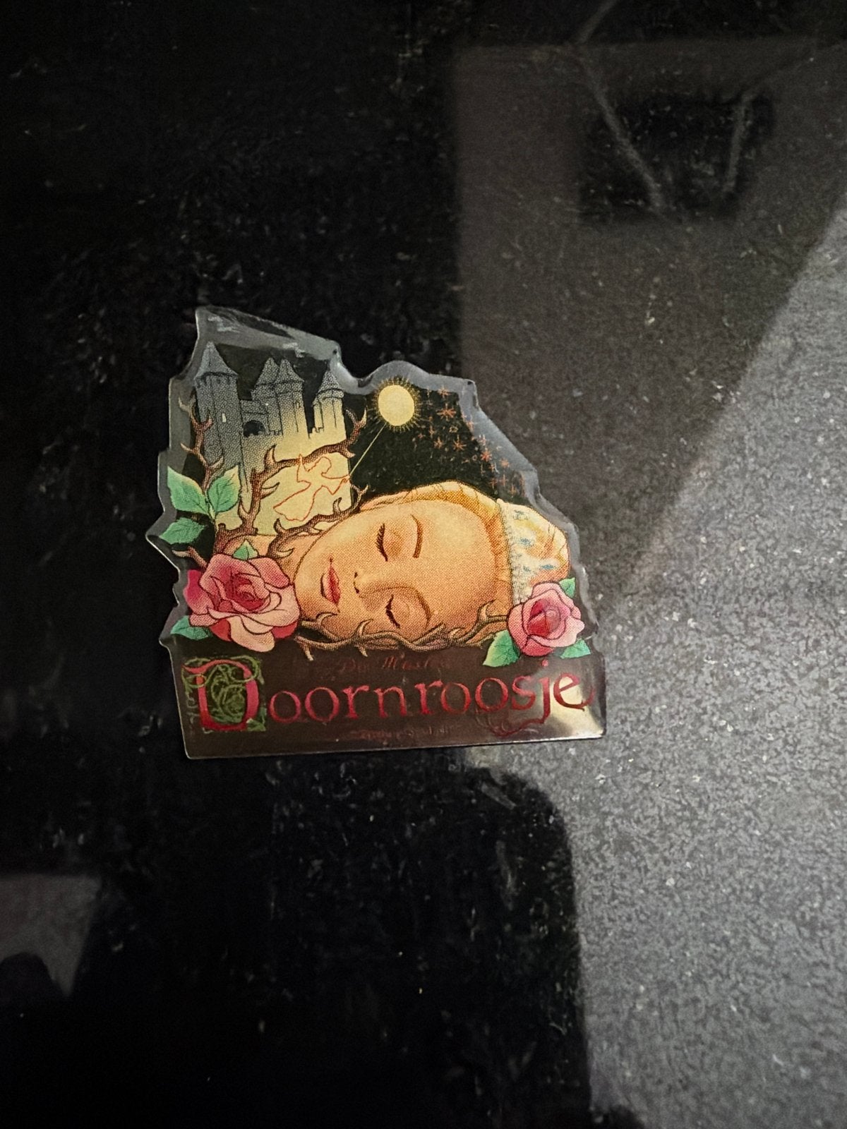 Efteling Doornroosje Pin - Sprookjesbos, Verzamelen, Ophalen of Verzenden, Zo goed als nieuw, Button of Speldje