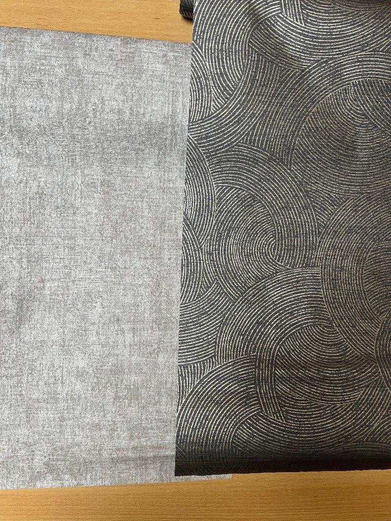 2 rollen behang reststukken, ., Ophalen of Verzenden, ., Grijs