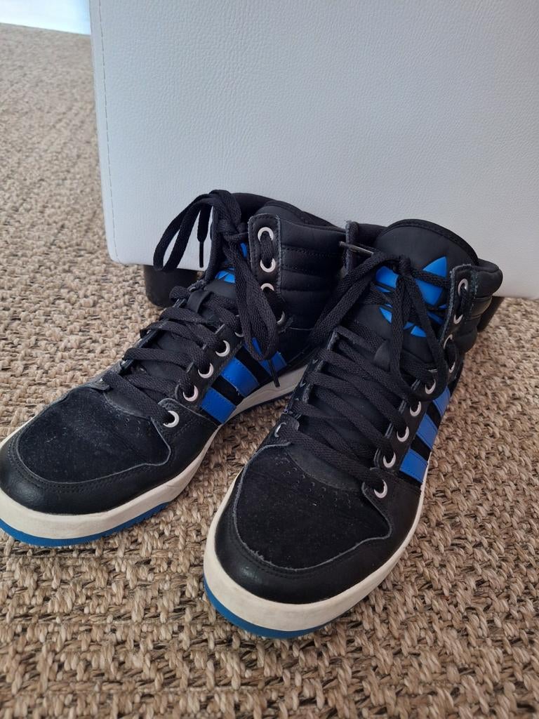 Gave hoge zwart/blauwe Adidas sneakers mt 42 3/4!, Adidas, Sportschoenen, Ophalen of Verzenden, Zo goed als nieuw