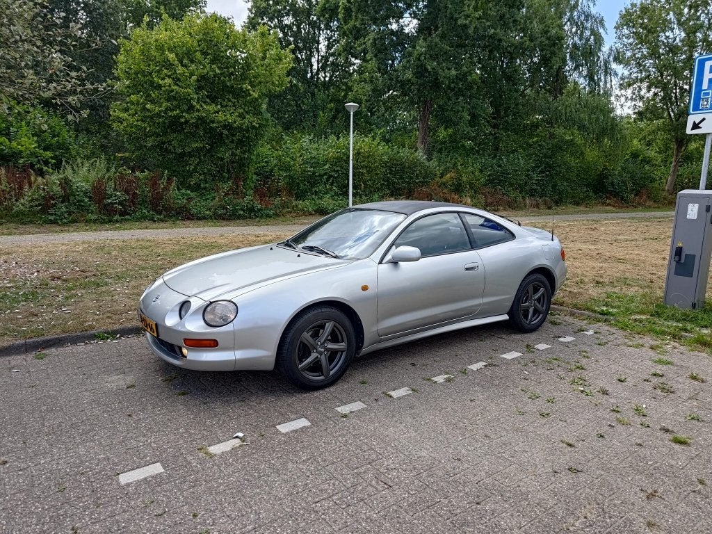 Toyota Celica 2.0 1994 (2 jaar APK), Auto's, Toyota, Voorwielaandrijving, 1998 cc, Stof, 4 cilinders