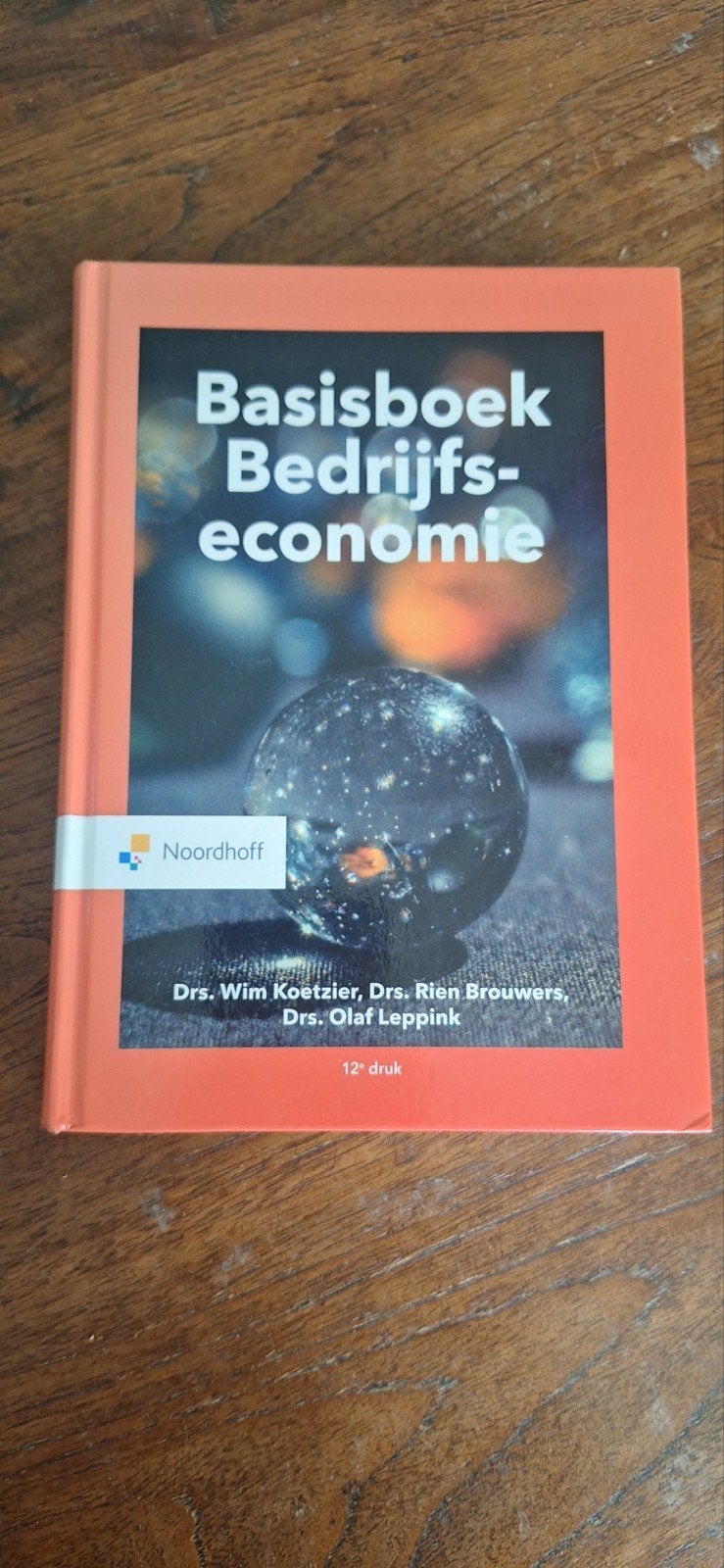 Basisboek Bedrijfseconomie (inclusief opgavenboek), Drs. Wim Koetzier, Drs. Rien Brouwers, Ophalen of Verzenden, Zo goed als nieuw