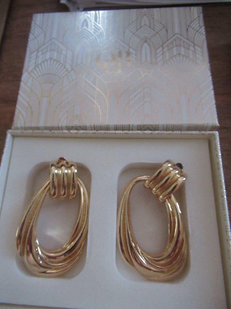 limited edition Olcay Gulsen Beauty BALLROOM BLING EARRINGS, Sieraden, Tassen en Uiterlijk, Oorbellen, Overige materialen, Hangers