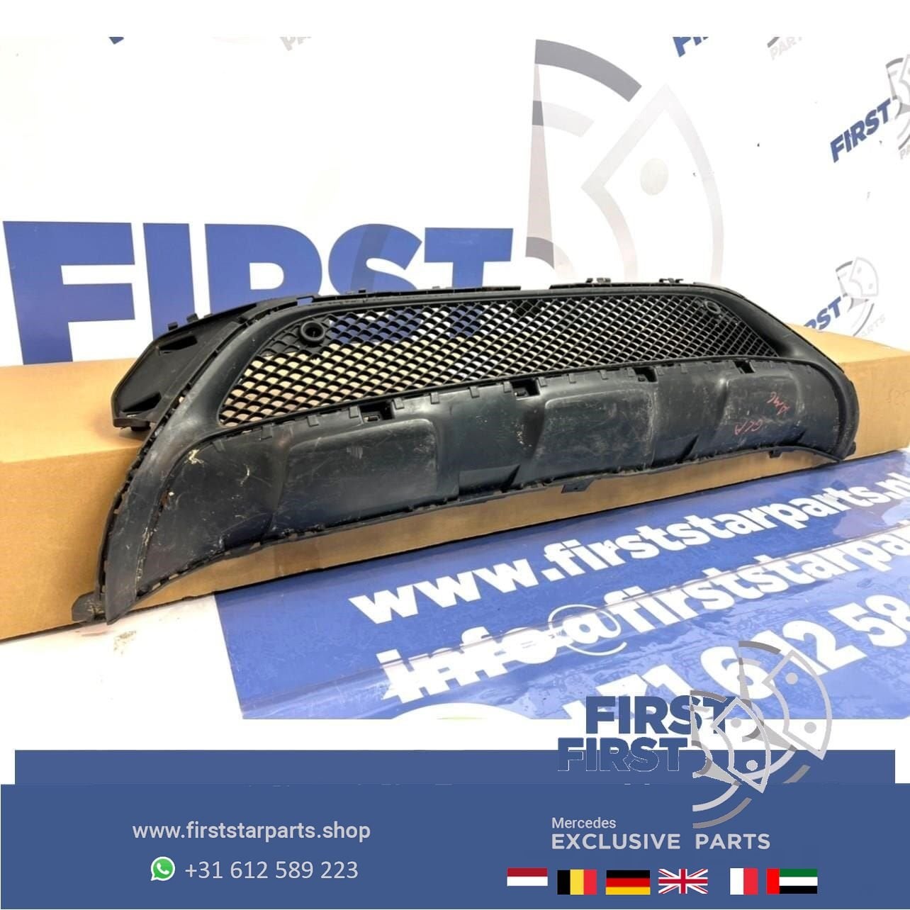W156 X156 GLA KLASSE AMG BUMPER ROOSTER VOORBUMPER MIDDEN RO, Gebruikt, -, Ophalen of Verzenden, -