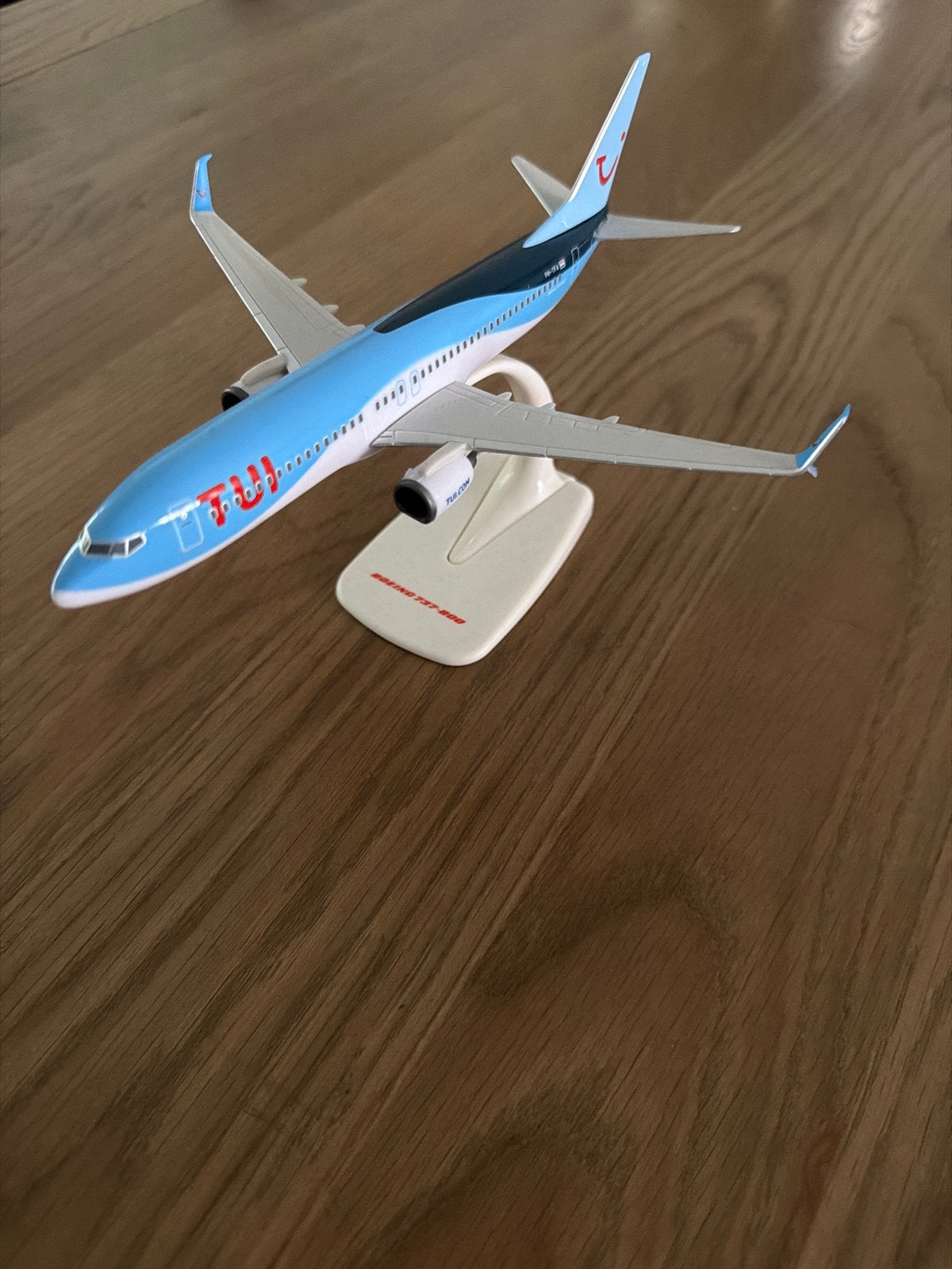 TUI Boeing 737-800 modelvliegtuig (19 cm) - lichte schade, Overige merken, Ophalen of Verzenden, Vliegtuig, Gebruikt