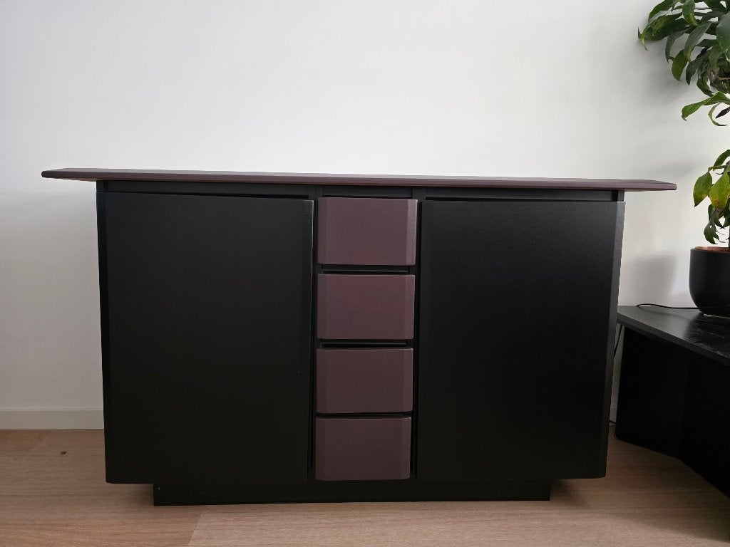 Dressoir aubergine zwart, Huis en Inrichting, Kasten | Dressoirs, Ophalen, Gebruikt, Modern, Overige houtsoorten