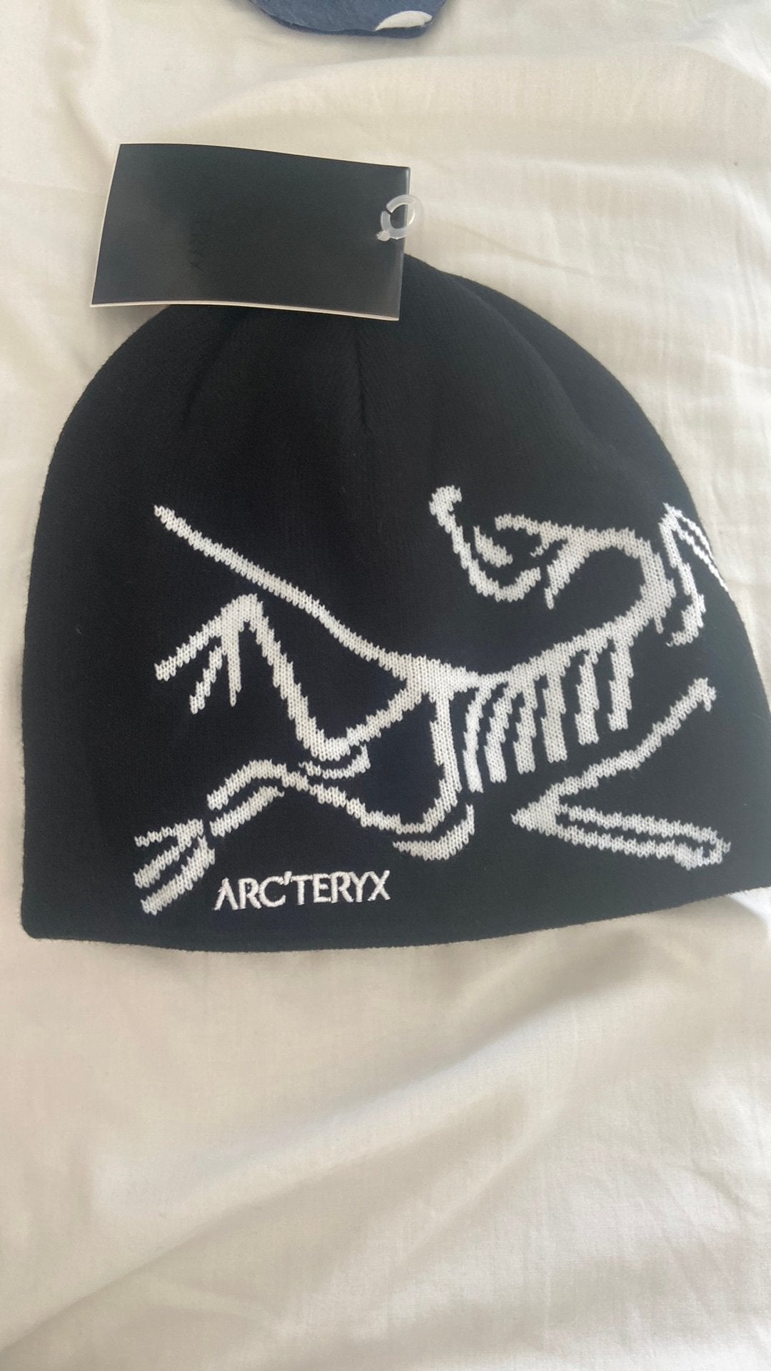 Zwarte arc teryx muts, Ophalen of Verzenden, Zo goed als nieuw, Overige maten, Muts