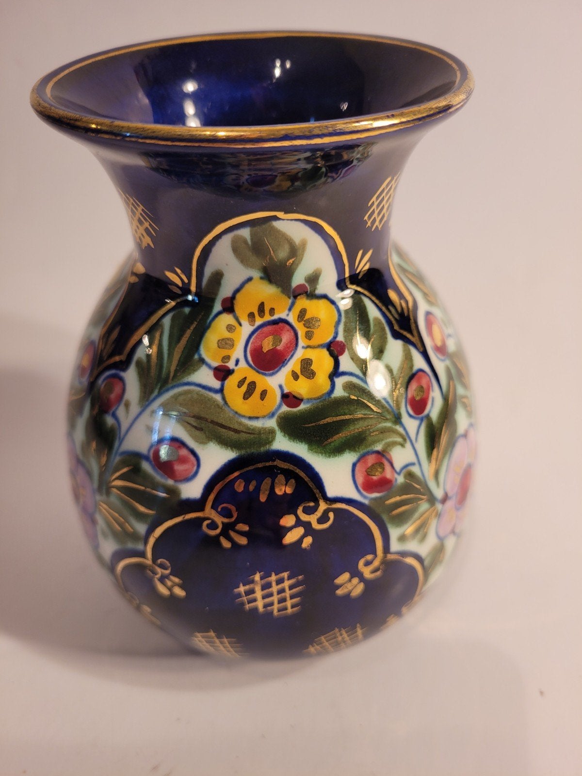 Regina Gouda Holland Agnes 565 vaas, handgeschilderd, Antiek en Kunst, Antiek | Vazen, Ophalen of Verzenden