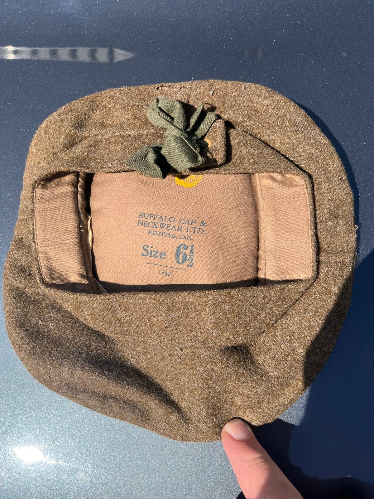 Schotse Baret NOS - Buffalo Cap & Neckwear Ltd. 1940, Verzamelen, Ophalen of Verzenden, Landmacht, Engeland, Helm of Baret