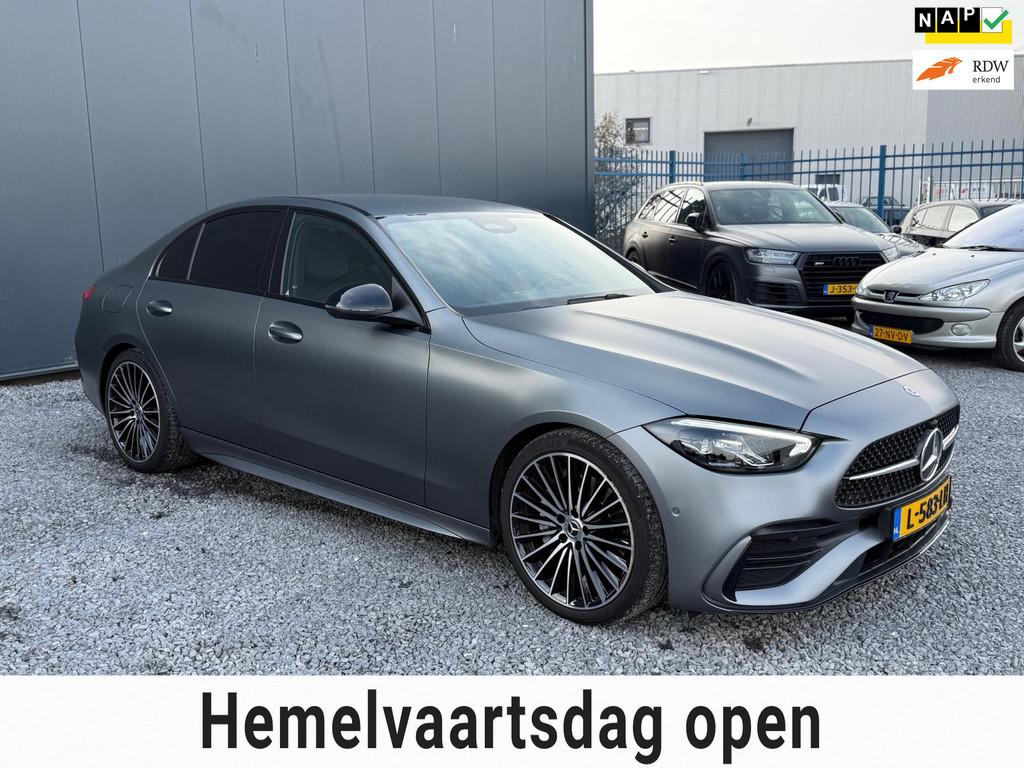 Mercedes-Benz C-klasse 180 AMG Line AMG!NIGHT!SFEER!MAT!, Auto's, Mercedes-Benz, Automaat, 1800 kg, 4 cilinders, Bedrijf