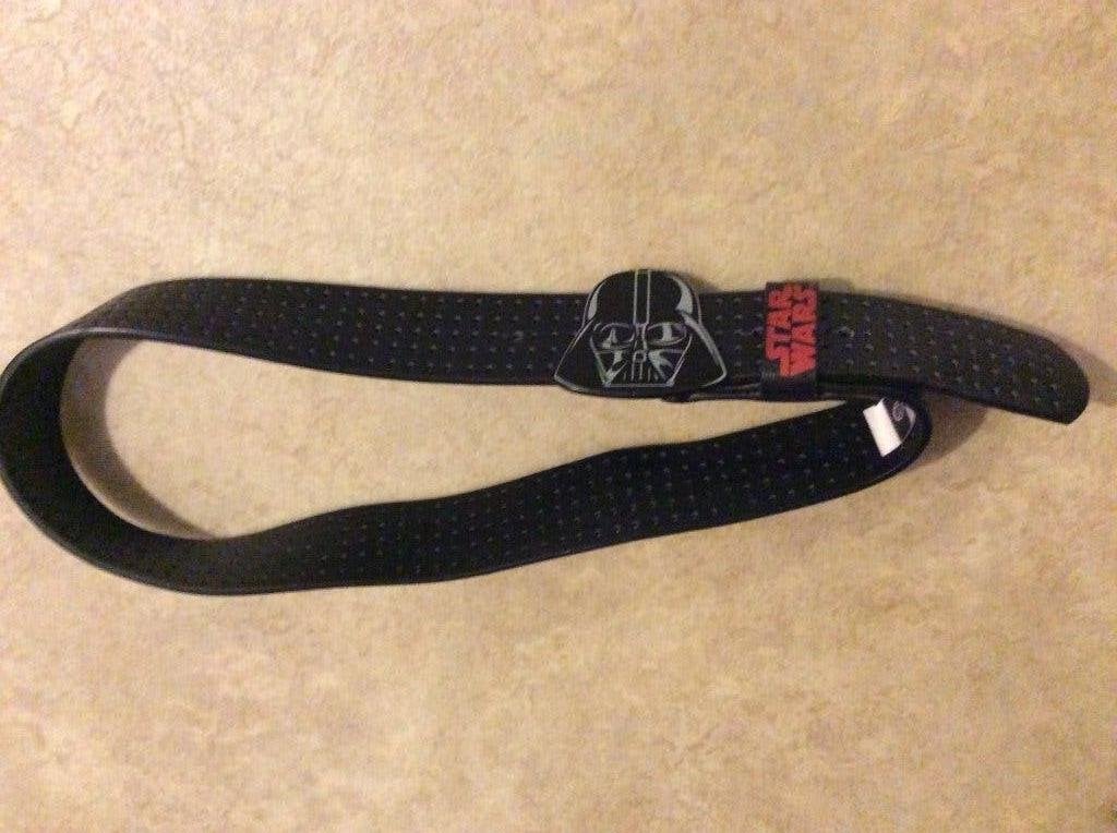 Star Wars riem met metalen Darth Vader gesp. 79 cm, Verzamelen, Ophalen of Verzenden, Actiefiguurtje