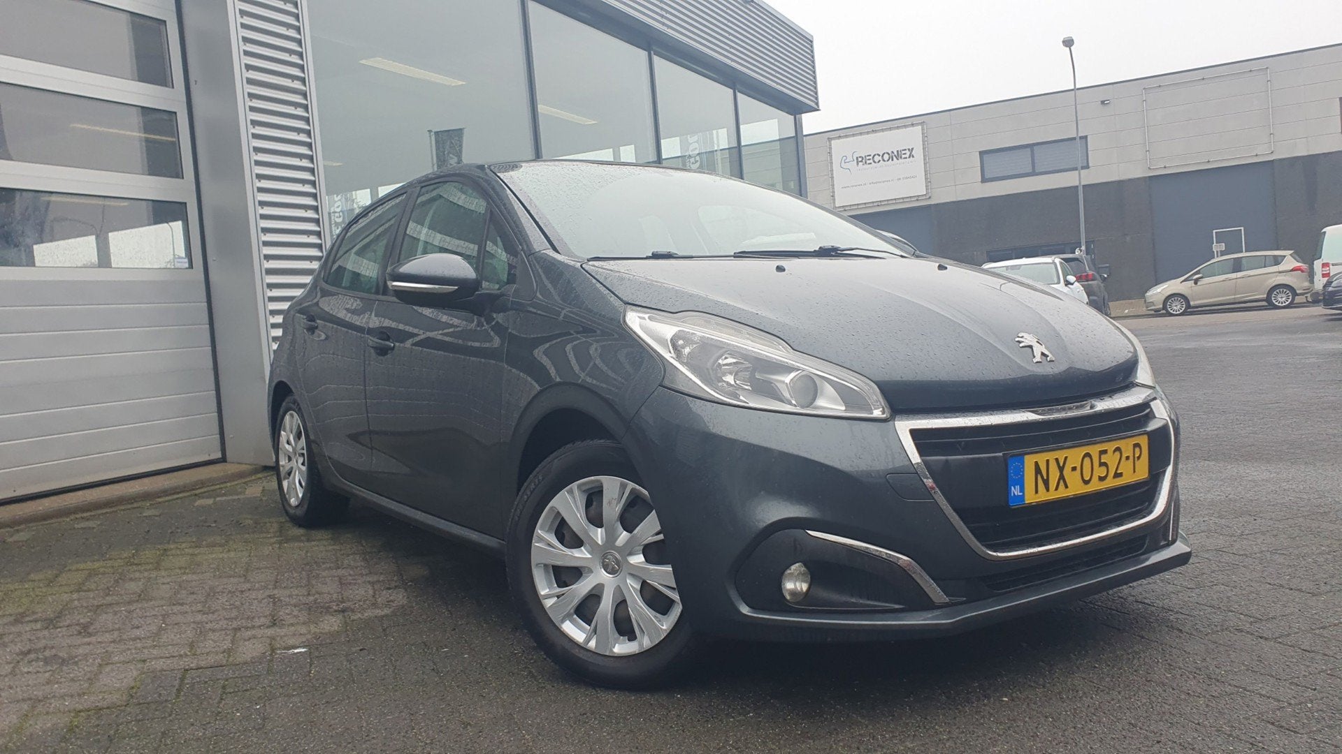 Peugeot 208 1.2 PureTech Blue Lion, Auto's, Voorwielaandrijving, Gebruikt, 1199 cc, 82 pk