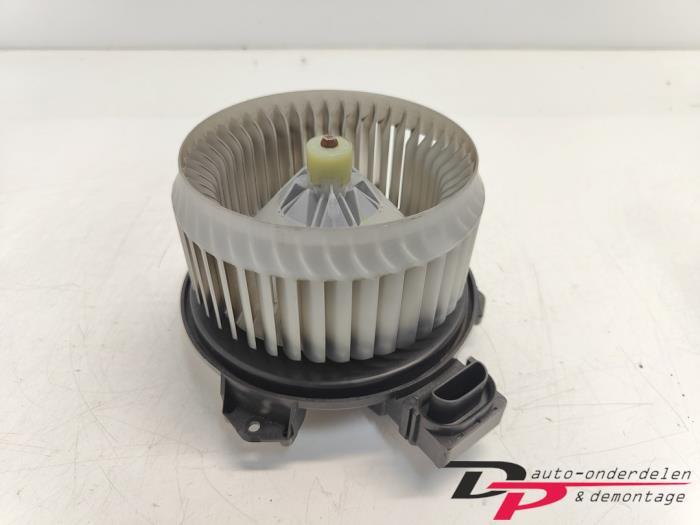 Kachel Ventilatiemotor van een Suzuki Swift, Auto-onderdelen, Gebruikt, -, -, Ophalen of Verzenden