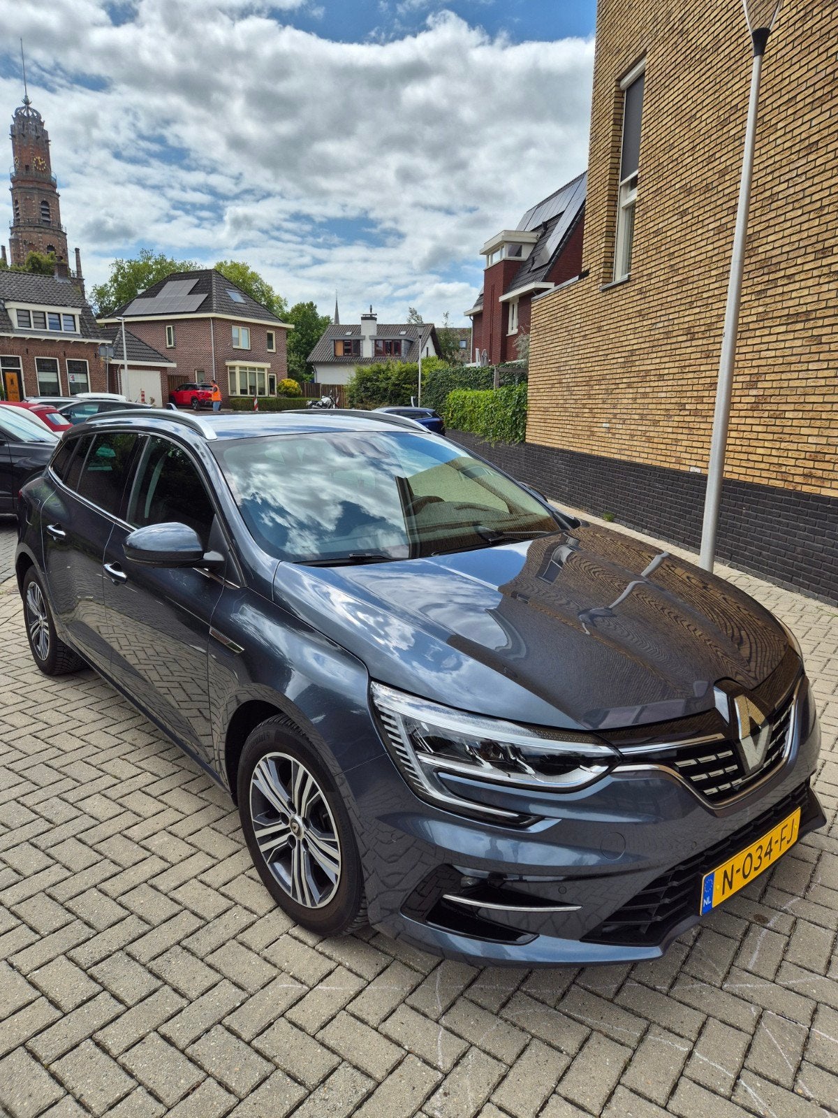 Renault Mégane 1.3 TCe 140pk 2021 Grijs Automaat Adaptive CC, 4 cilinders, 1283 kg, Leder en Stof, Origineel Nederlands