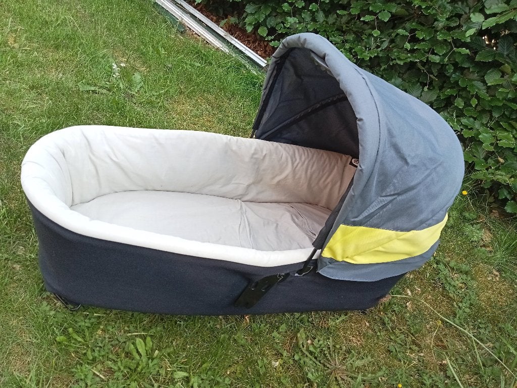 Combi kinderwagen Mountain Buggy, Kinderen en Baby's, Kinderwagens en Combinaties, Gebruikt, Verstelbare duwstang, Combiwagen