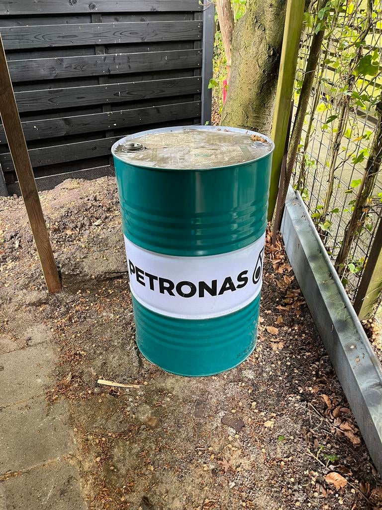 Petronas 200L, Tuin en Terras, Vuurkorven, Ophalen, Zo goed als nieuw