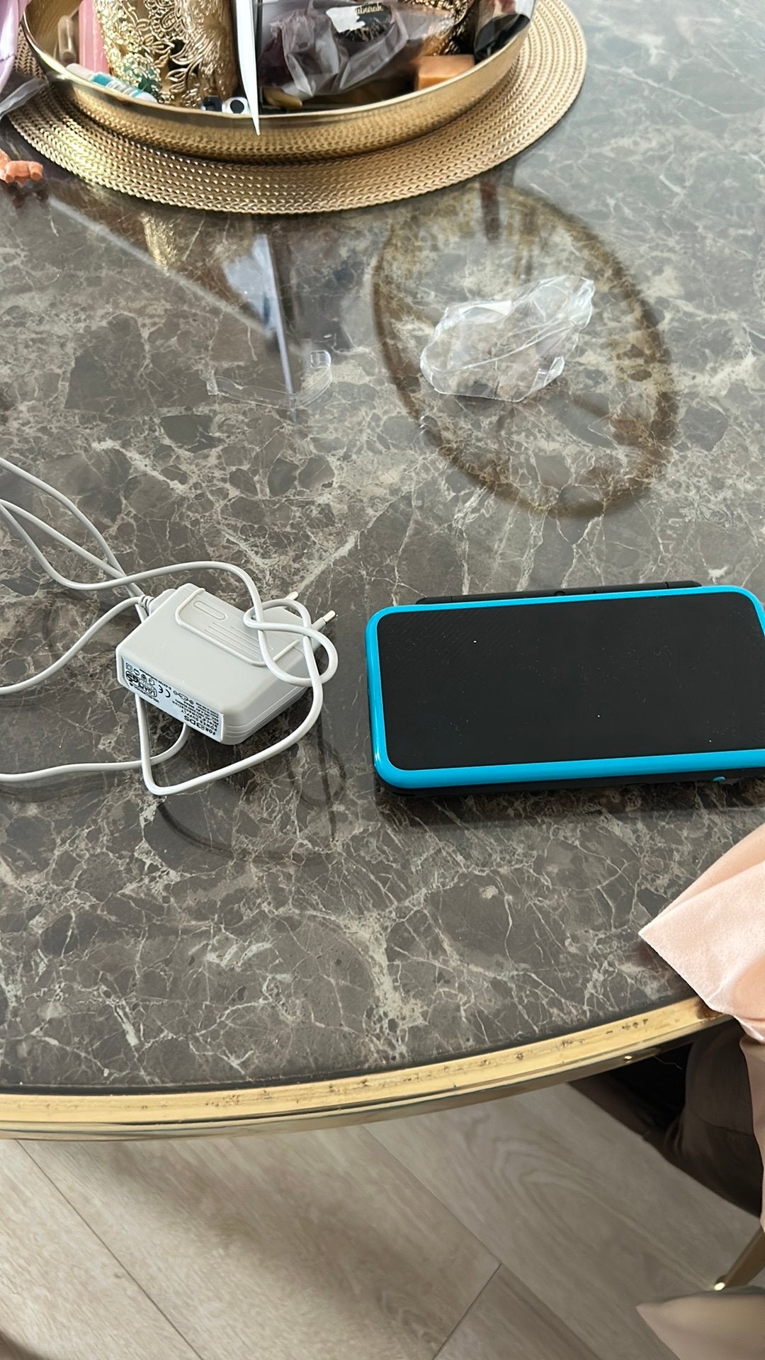 New nintendo 2ds, Ophalen, Met games, Zo goed als nieuw, Zwart