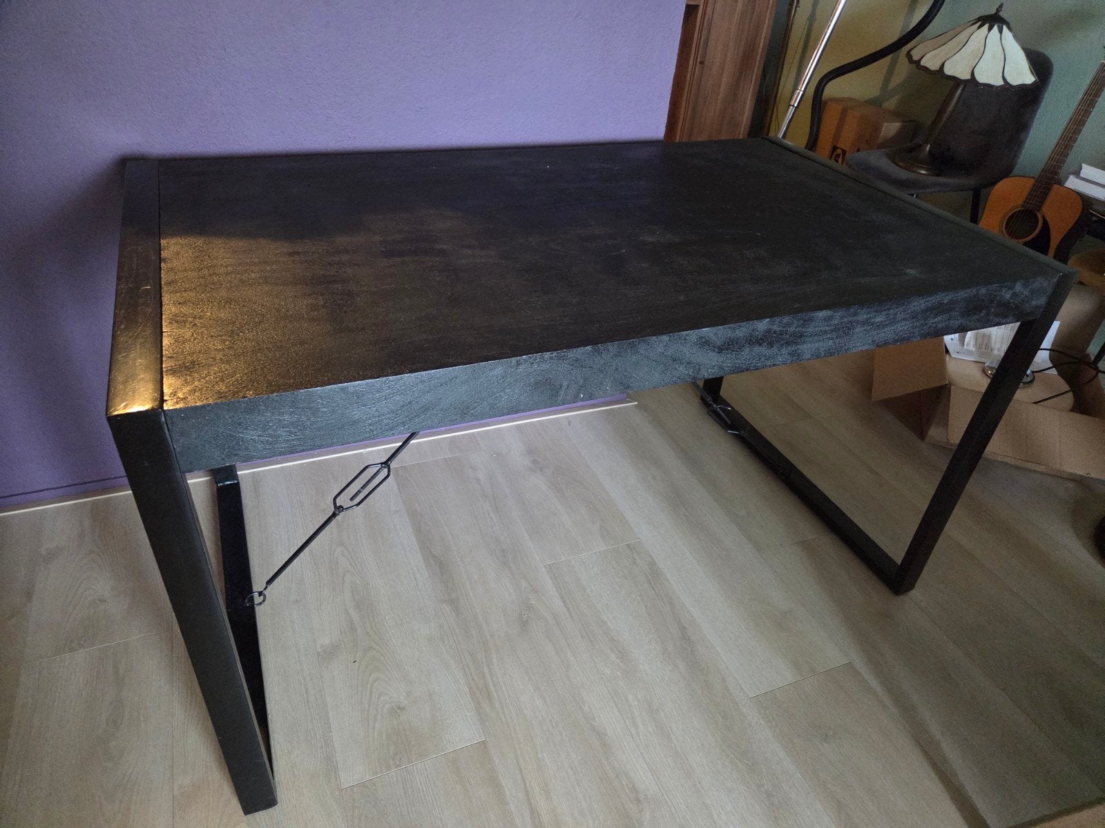 Zwarte keukentafel met metalen onderstel, Huis en Inrichting, Tafels | Eettafels, Gebruikt, 50 tot 100 cm, 100 tot 150 cm, Modern industrieel